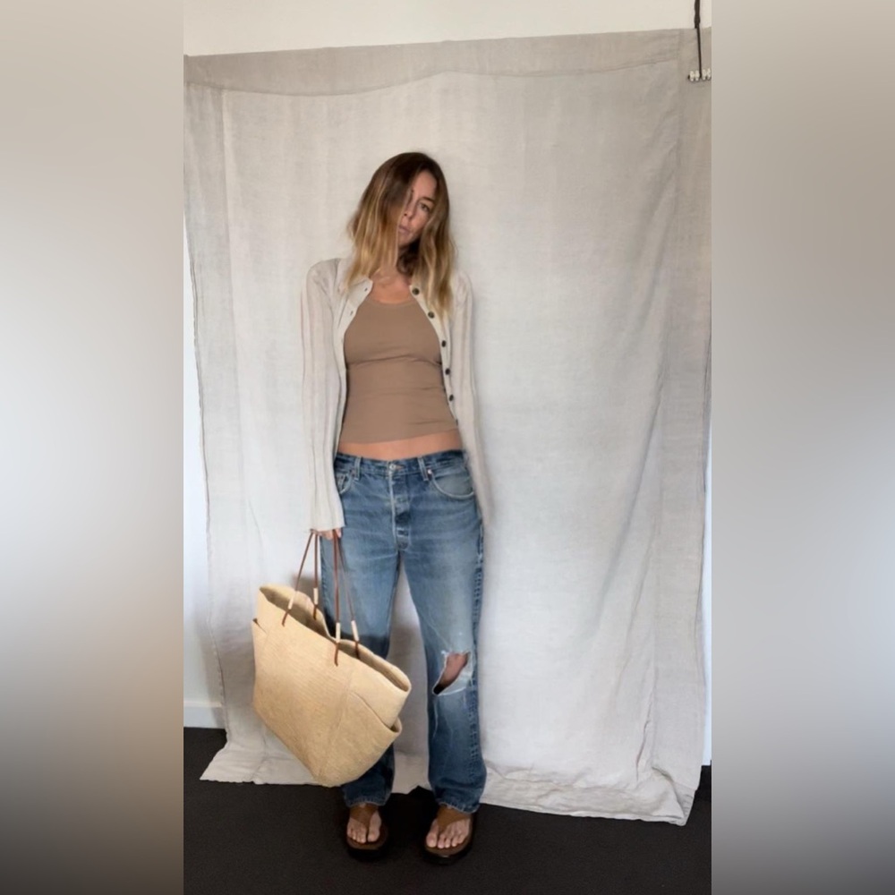 Sir the label slinky cardigan worn once has a matching skirt